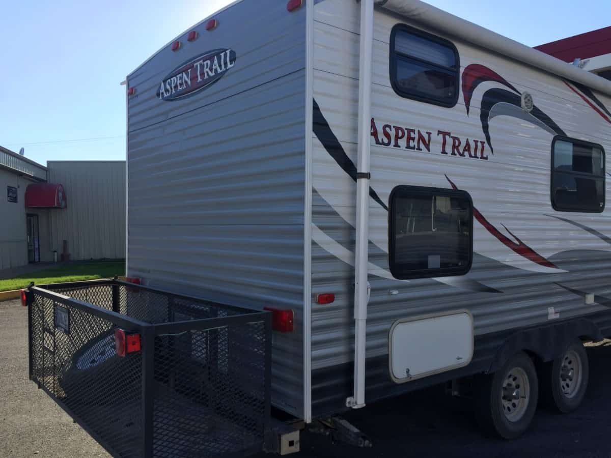 Fiberglass vs Aluminum Travel Trailers, What is Better? The Savvy Campers