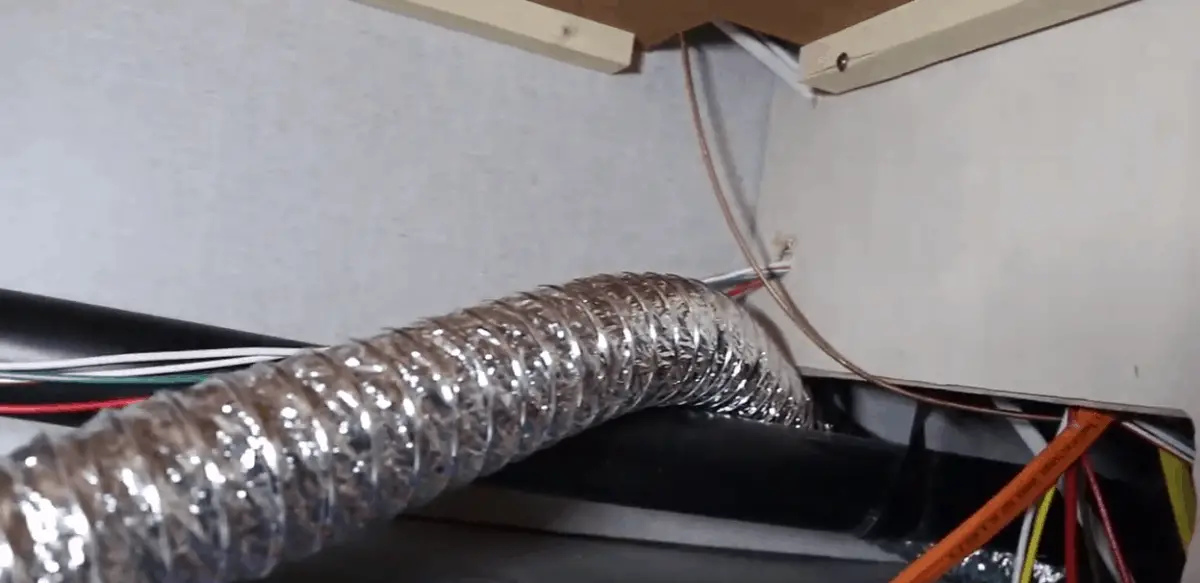How to add an additional RV furnace duct in 8 Steps The Savvy Campers