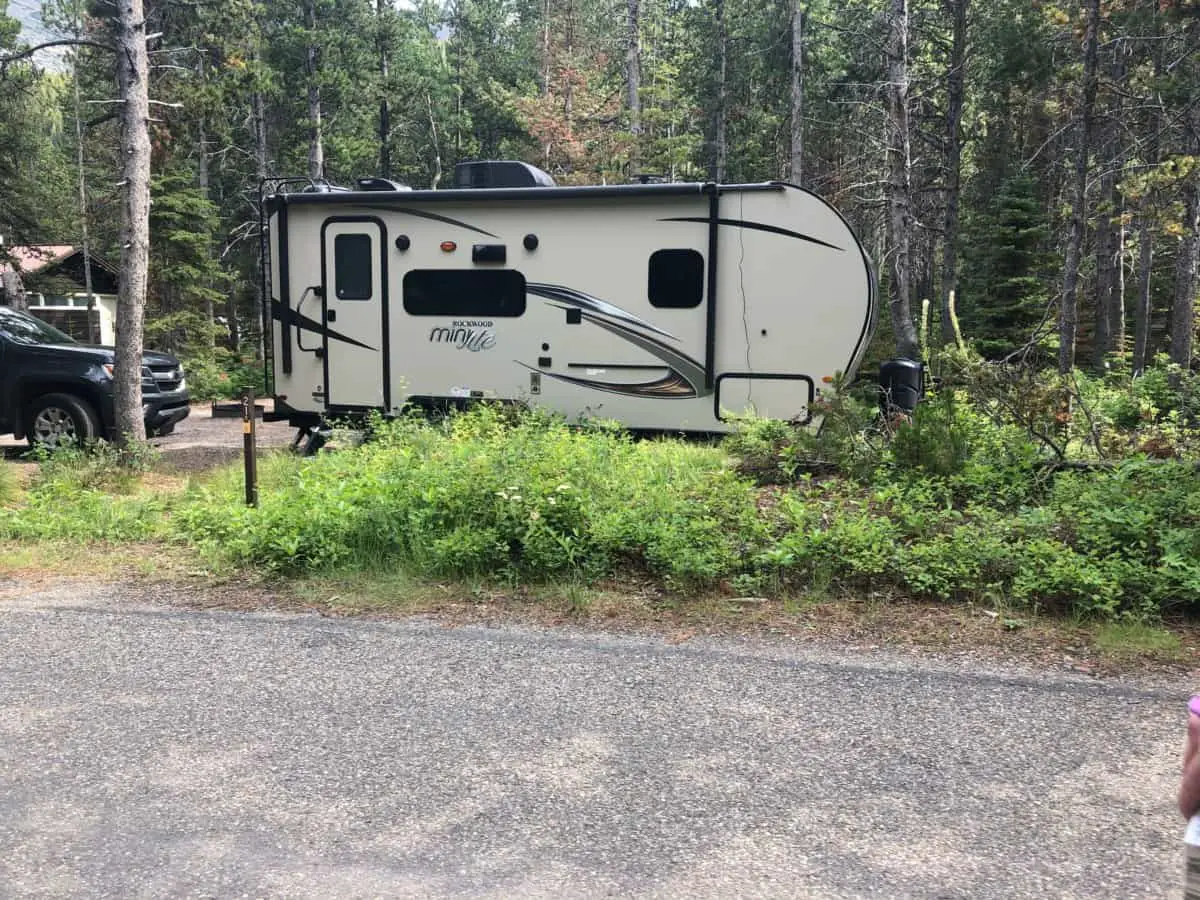 Can a travel trailer tip over? Plus tips in case of an accident