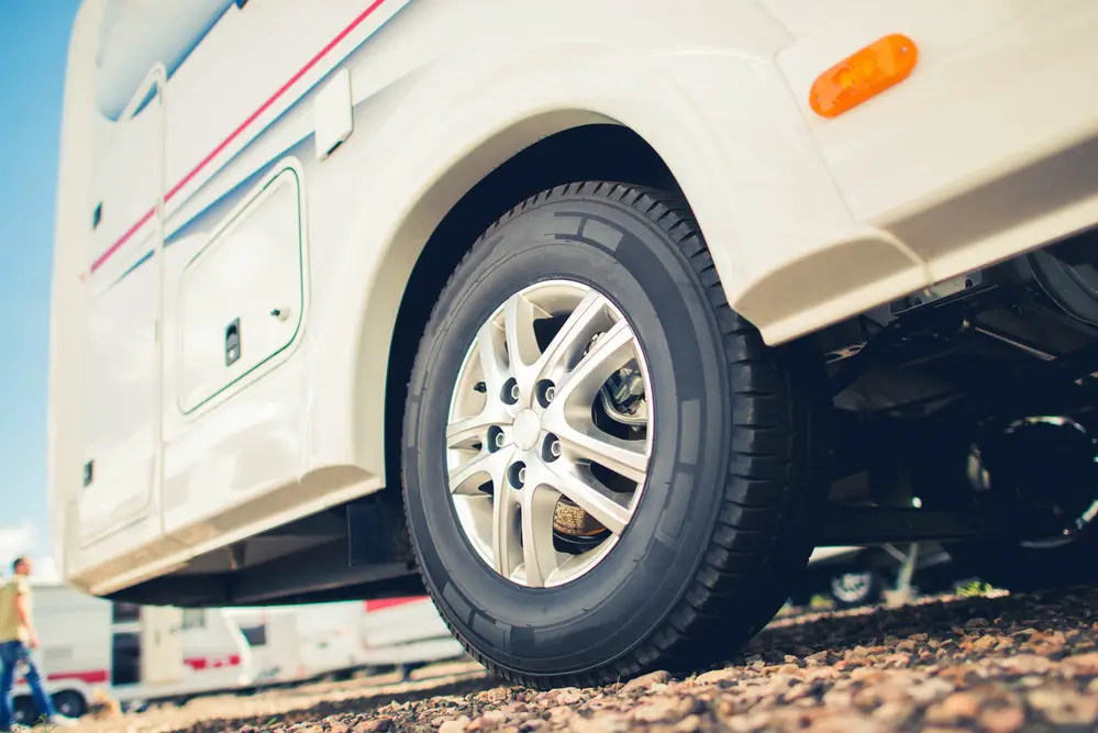 how to choose travel trailer tires